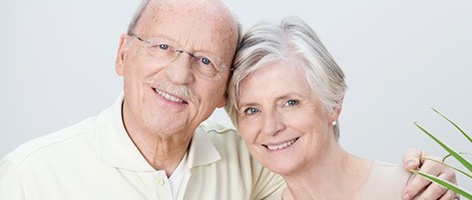 Ältere Patienten, Senioren beim Zahnarzt in Felsberg, Dr. Ruhl